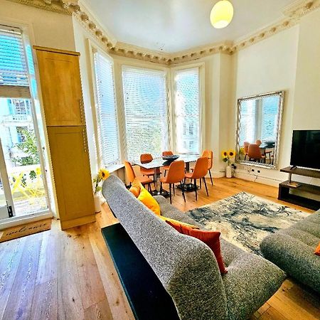 Charming Home With Private Balcony, On 1St Floor, With 2 Bathrooms, 3 Min Walk To Earl'S Court Station ลอนดอน ภายนอก รูปภาพ